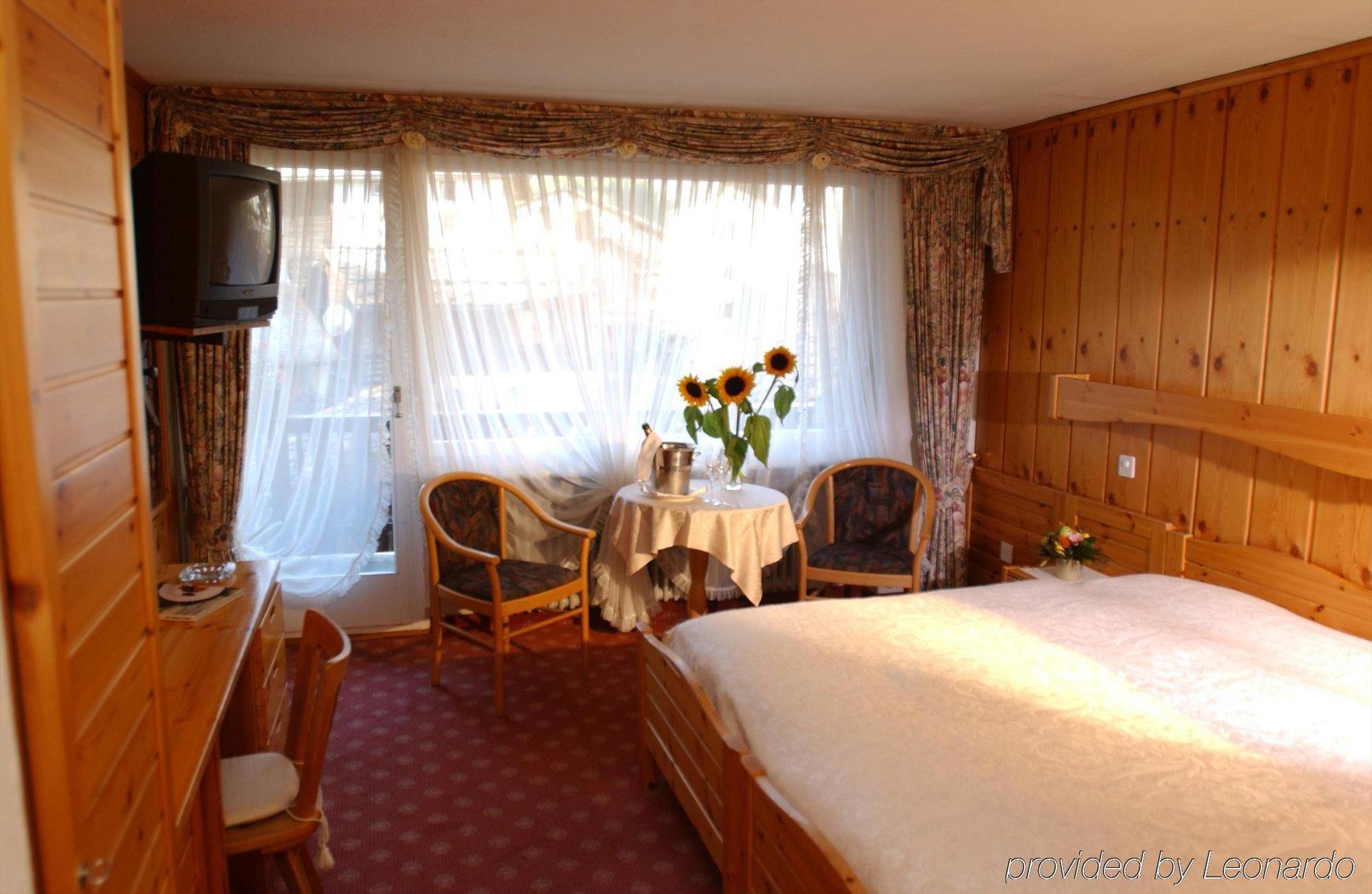Hotel Excelsior Zermatt Oda fotoğraf